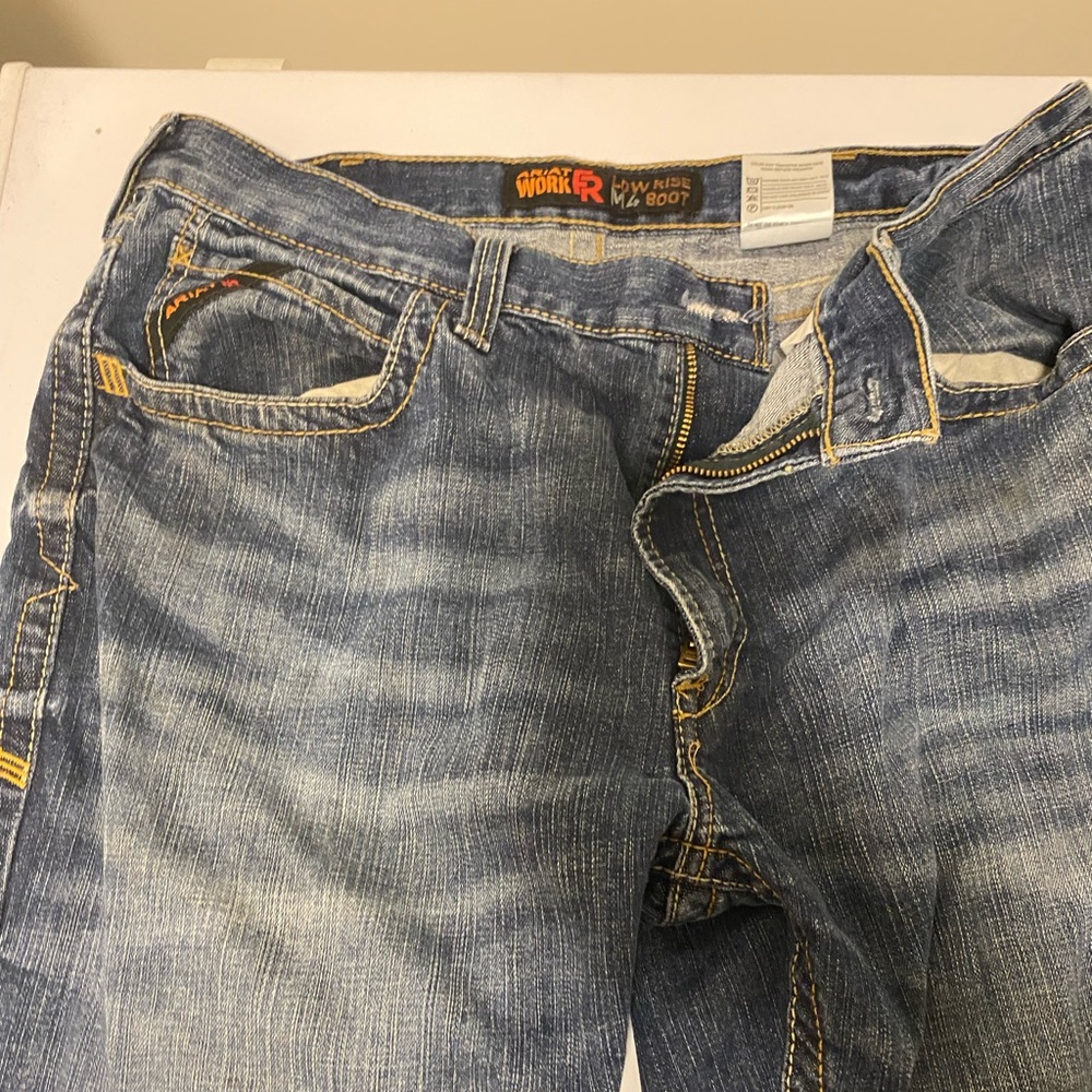 FR Jeans 36/30 Ariat Low Rise Bootcut